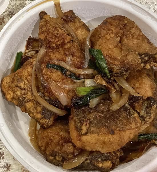 Pan Fried Black Cod With Soy Sauce 京蔥頭抽龍鱈魚（午）